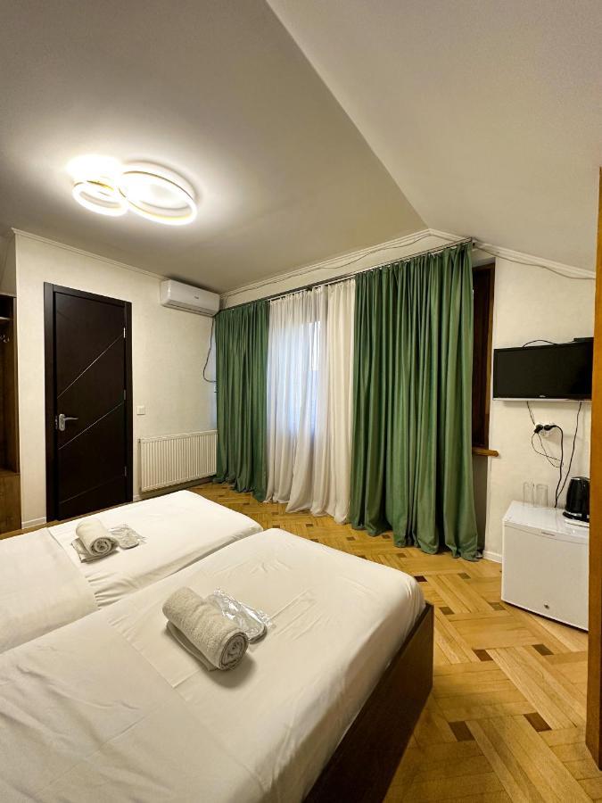 Metekhi View Hotel Тбілісі Екстер'єр фото