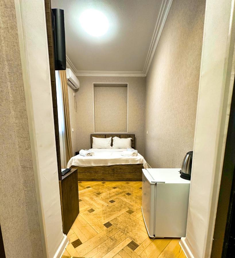 Metekhi View Hotel Тбілісі Екстер'єр фото