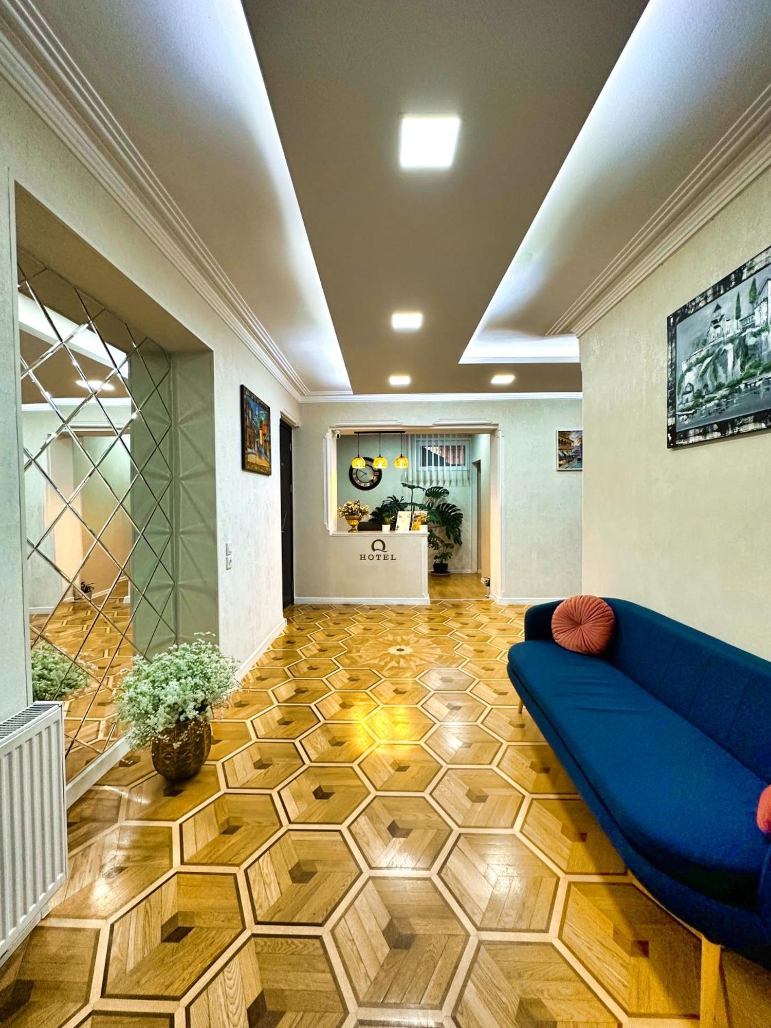 Metekhi View Hotel Тбілісі Екстер'єр фото